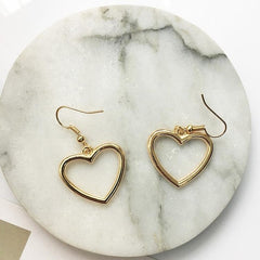 2017 New Hollow Geometry Earrings Heart Sweet Gold Love Earrings Women Gifts Jewelry Orecchini Brincos Pendientes Oorbellen