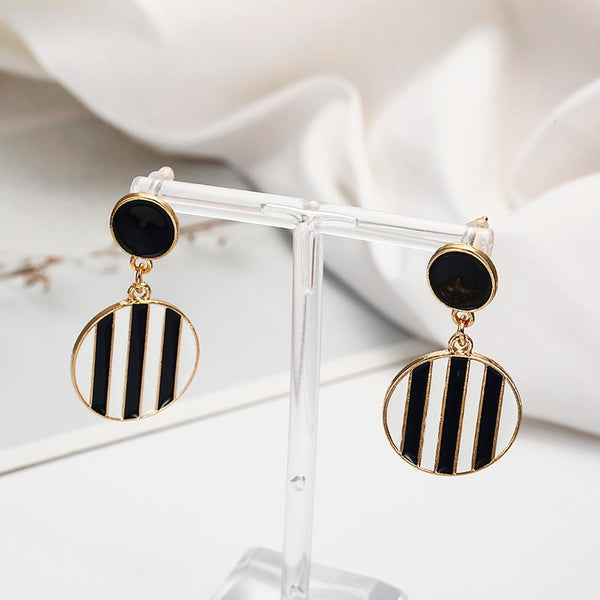 Newest Fashion Women Stud Earrings Unquie Design Geometric Ear Jewelry Wholesale And Dropshipping